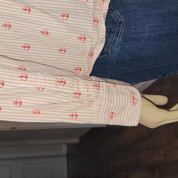 Tommy Hilfiger | Nautical Anchor Print Button Up Top | Large - Picture 5 of 9